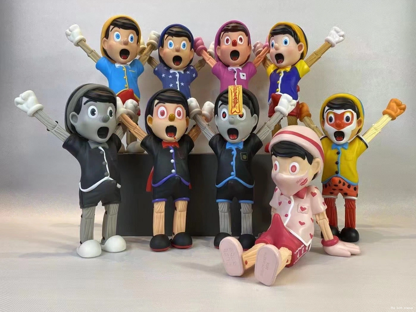 AWAKENING) (A HALLOWEEN EDITION FIGURES PINOCCHIO WOOD 0812